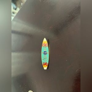 Hard Rock Cafe pray for surf pin